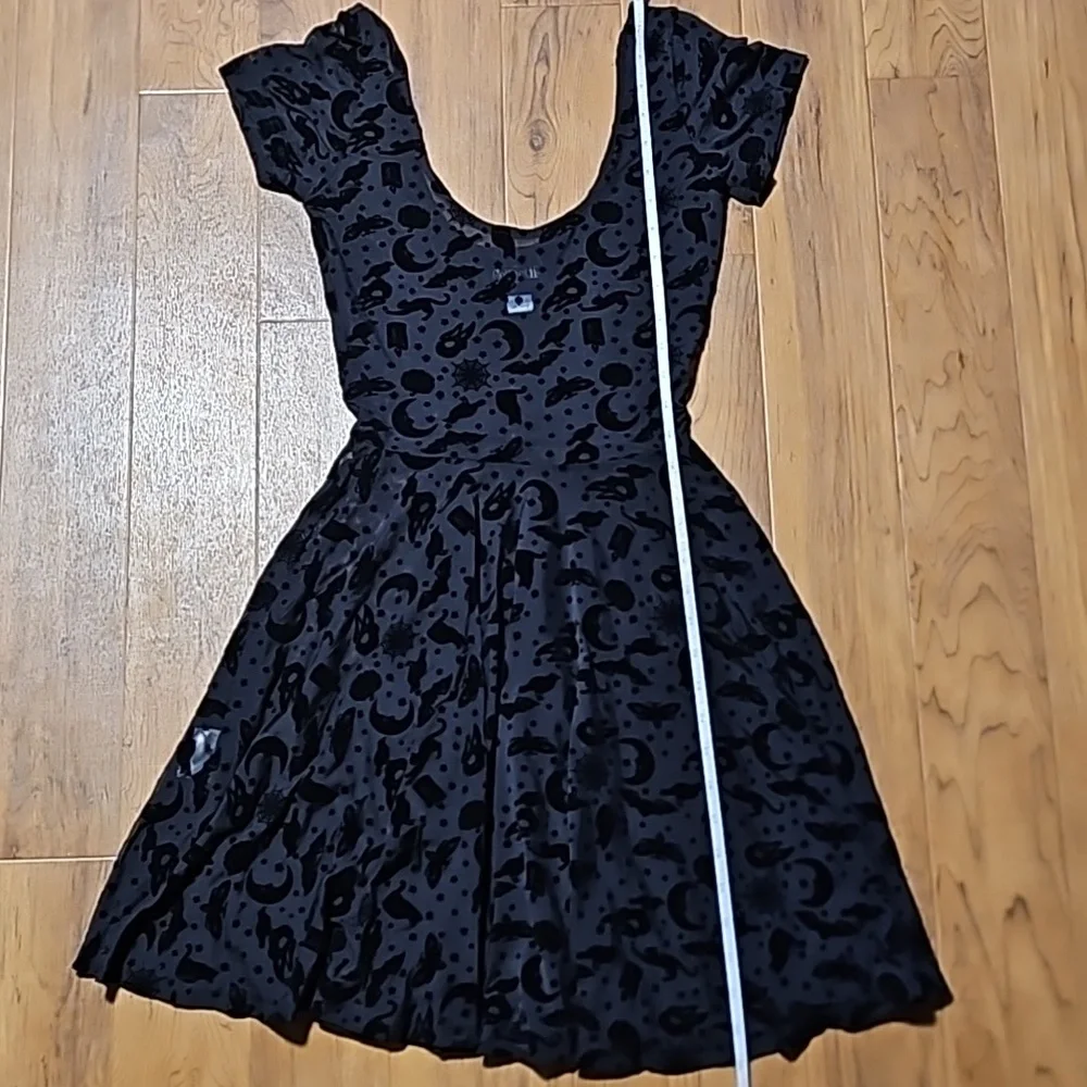 Collectif Spooky Mesh Dress - Picture 9 of 12
